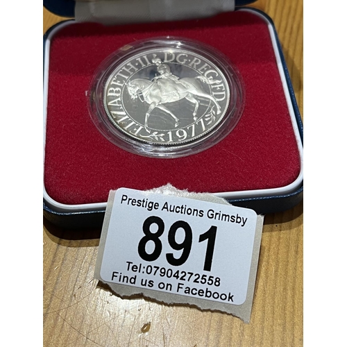 891 - ROYAL MINT 1977 SILVER JUBILEE SILVER PROOF COIN