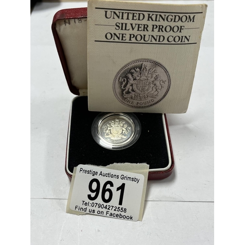 961 - ROYAL MINT SILVER PROOF £1 COIN 1983