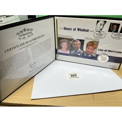 989 - HOUSE OF WINDSOR COLLECTABLE FOLDER