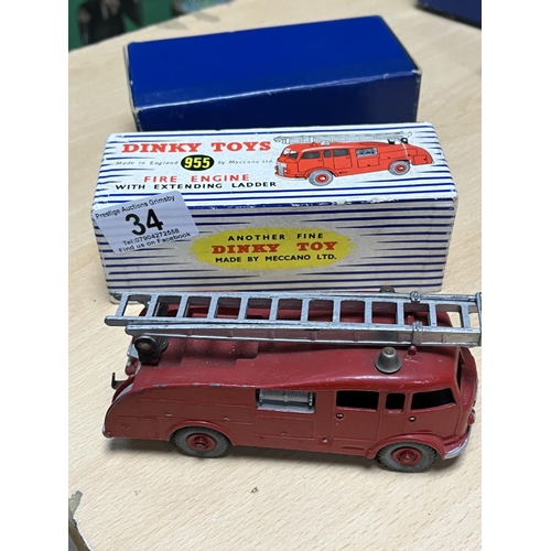 34 - DINKY TOYS FIRE ENGINE WITH EXTENDED LADDER BOXED