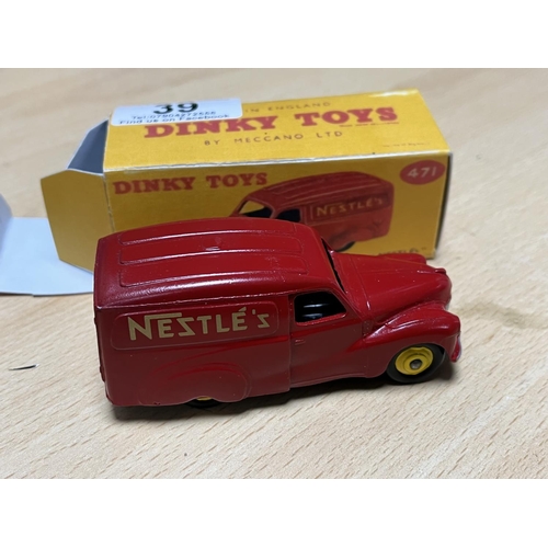 39 - DINKY TOYS AUSTIN VAN BOXED