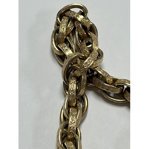 1 - 9CT GOLD TRIPLE LINKED SCROLLED PATTERN BELCHER BRACELET WITH HEART CLASP 7” 19.63 GRAMS