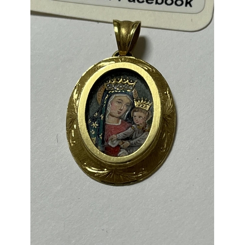 11 - 18CT GOLD ITALIAN RELIGIOUS PENDANT 4.57 GRAMS TOTAL WEIGHT