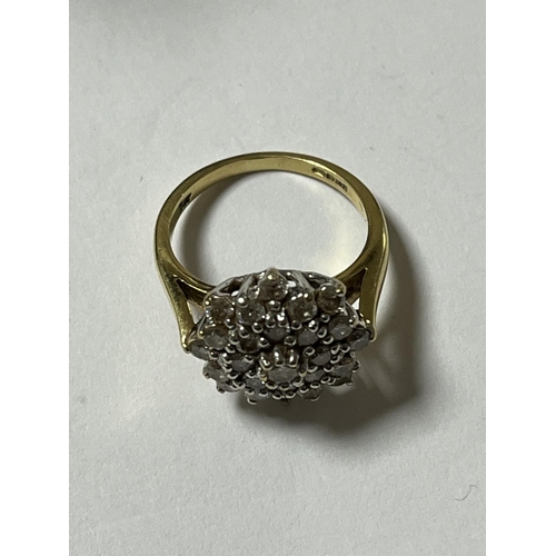 154 - 1CT DIAMOND CLUSTER RING SET IN 18CT GOLD SIZE K 4.87 GRAMS