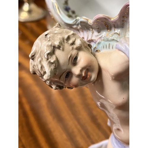 164 - STUNNING ANTIQUE CENTRE PIECE FRUIT BOWL OF 2 CHERUBS HOLDING THE BOWL. VERY NICE COLOURS AND BACK S... 