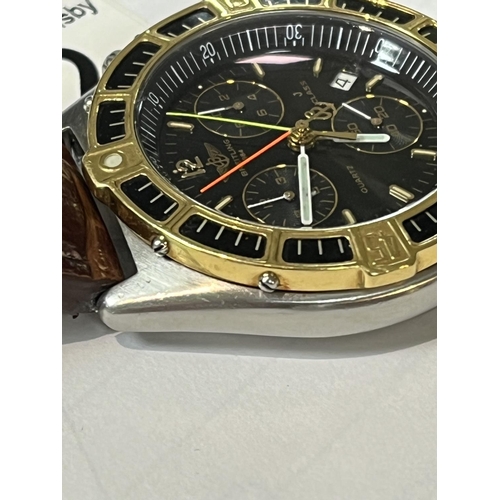 212 - ORIGINAL BREITLING J CLASS 80290 CHRONOGRAPH WATCH IN A CLASSIC BREITLING DESIGN AND IN GOOD CONDITI... 