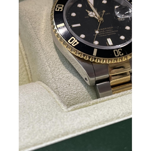 214 - ROLEX SUBMARINER 1000M/300M SUPERLATIVE CHRONOMETER ORIGINAL WRISTWATCH. IN VERY GOOD WORKING ORDER ... 