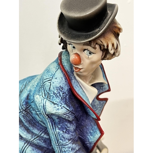 27 - THE MERRY CLOWN 0402E 18.5” TALL