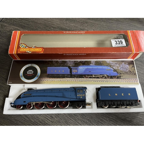 339 - HORNBY OO GAUGE LOCO & TENDER 4902 SEAGULL