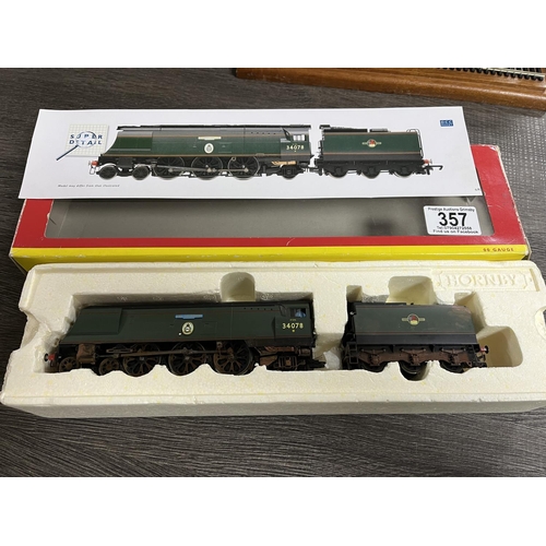 357 - HORNBY OO GAUGE DCC READY LOCO & TENDER 34078 222 SQUADRON WEATHERED