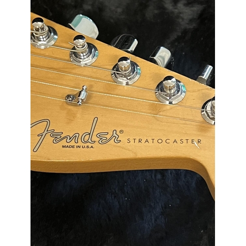 67 - USA FENDER STRATOCASTER ELECTRIC GUITAR WITH ORIGINAL FENDER HARD CASE, SHOULDER STRAP & OWNERS MANU... 