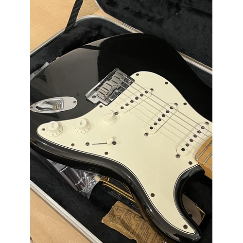 67 - USA FENDER STRATOCASTER ELECTRIC GUITAR WITH ORIGINAL FENDER HARD CASE, SHOULDER STRAP & OWNERS MANU... 