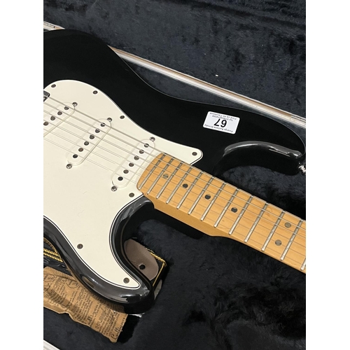 67 - USA FENDER STRATOCASTER ELECTRIC GUITAR WITH ORIGINAL FENDER HARD CASE, SHOULDER STRAP & OWNERS MANU... 