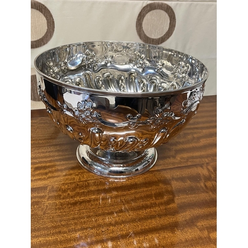 77 - STUNNING LARGE STERLING SILVER PUNCH BOWL 26CM DIAMETER 17CM TALL 892 GRAMS