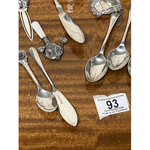 93 - SILVER ASSORTMENT WEIGHING 238 GRAMS INCLUDES BOOKMARKS, NAPKIN RINGS, SPOONS, HAT PINS ETC