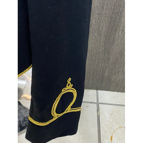 249 - UNKNOWN VINTAGE MILITARY DRESS UNIFORM WHICH LOOKS TO BE IN GOOD CONDITION THE SIZE IS SMALL