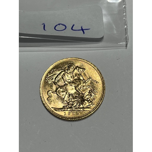 104 - 1923 FULL GOLD SOVEREIGN IN VERY GOOD CONDITION