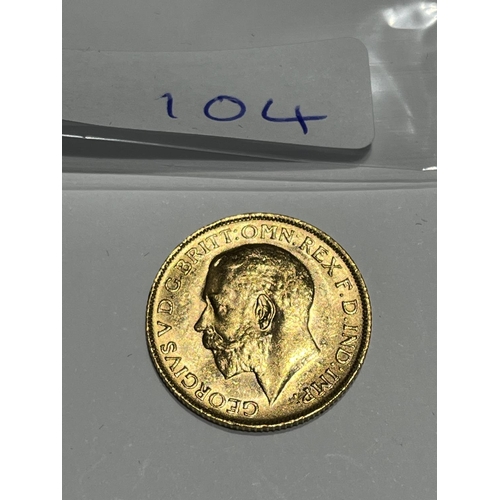 104 - 1923 FULL GOLD SOVEREIGN IN VERY GOOD CONDITION