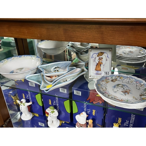 163 - 11 PIECES OF POTTERY INCLUDES PICTURE, PLATES, BOWL ETC SNOWMAN THEMED ROYAL DOULTON & PORT MERRION