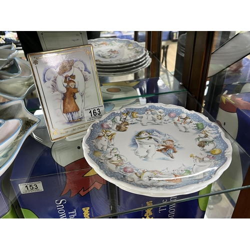 163 - 11 PIECES OF POTTERY INCLUDES PICTURE, PLATES, BOWL ETC SNOWMAN THEMED ROYAL DOULTON & PORT MERRION