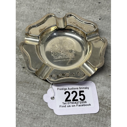 225 - QUEENS JUBILEE STERLING SILVER ASHTRAY 43.61G