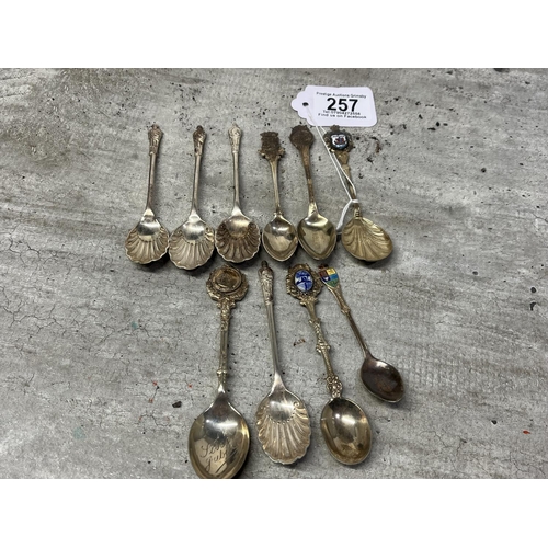 257 - 10 X STERLING SILVER SPOONS 130G