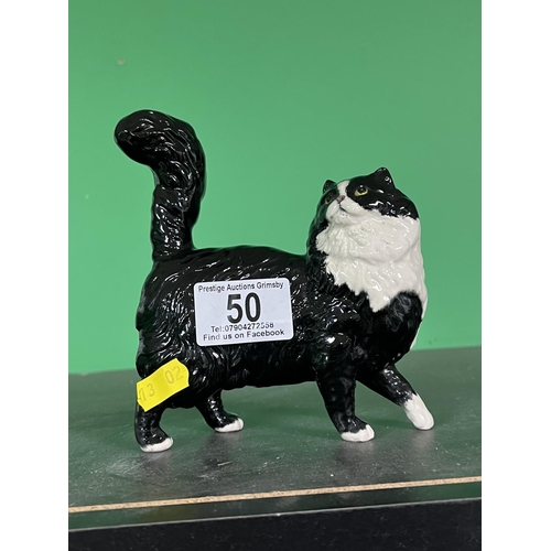 50 - ROYAL DOULTON CAT SIZE FROM PAW TO TOP OF THE TAIL IS APPROX 14CM TALL