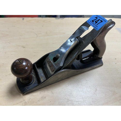 247 - STANLEY WOODWORKING PLANE NUMBER 4