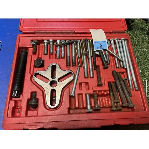 3 - SNAP ON BOLT GRIP PULLER SET COULD CONTAIN OTHER ITEMS PLEASE SEE PICTURE