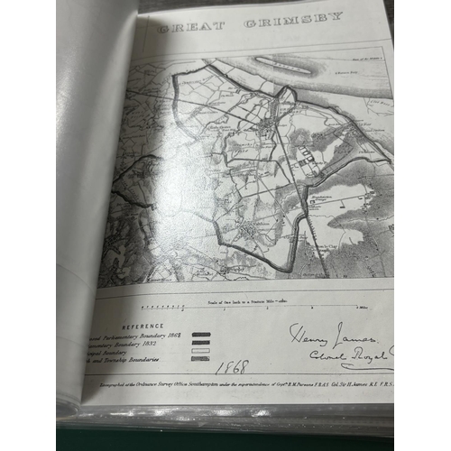 43 - FOLDER OF EXTRACTS FROM DIRECTORIES OF GRIMSBY & SEVERAL GRIMSBY STREET MAPS