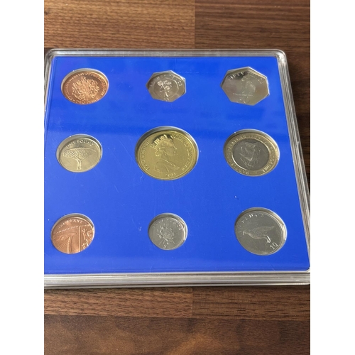 481 - 2011 GIBRALTER DECIMAL PROOF SET