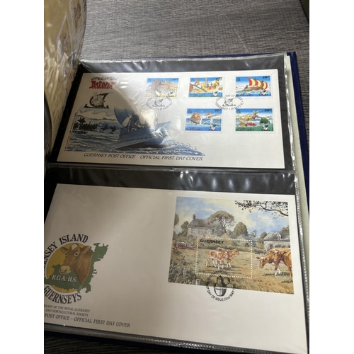 82 - ALBUM OF FIRST DAY COVERS 1987