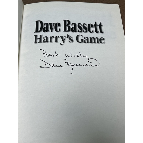 359 - SIGNED DAVE BASSETT BOOK WHEN BIDDING ON THIS LOT PLEASE SEE THE PHOTOS FOR YOUR OWN REASSURANCE