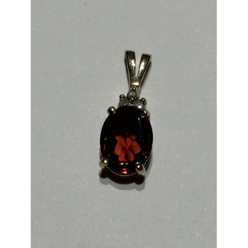 311 - 9CT GOLD PENDANT 0.73G