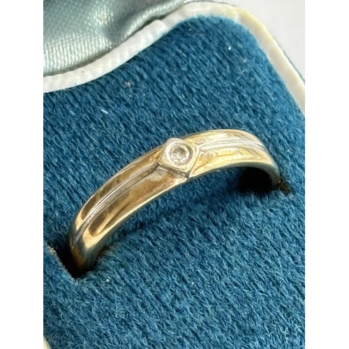 32 - 9CT GOLD DIAMOND RING SIZE R 3.43G