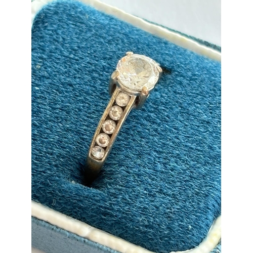 40 - 9CT GOLD RING SIZE N 2.07G