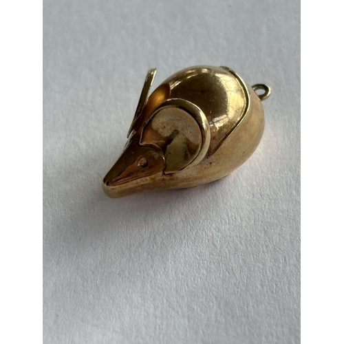 45 - 9CT GOLD PENDANT/CHARM MOUSE 1.12G