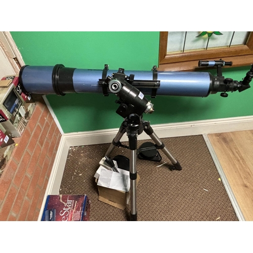 930 - SKY WATCHER TELESCOPE EXTREMLEY LARGE