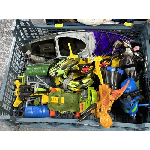 214 - BASKET OF ASSORTED ACTION FIGURES PLEASE SEE PICTURES FOR CONTENT