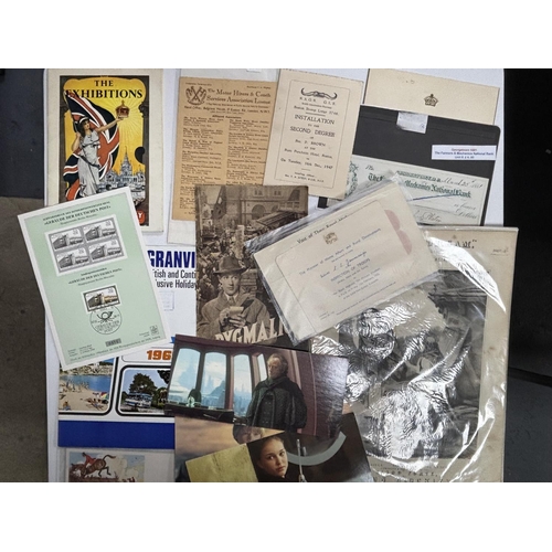 118 - BOX OF ASSORTED EMPHEMERA