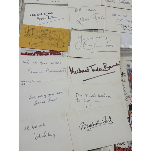 17 - 23 ASSORTED AUTOGRAPHS FROM YESTERYEAR