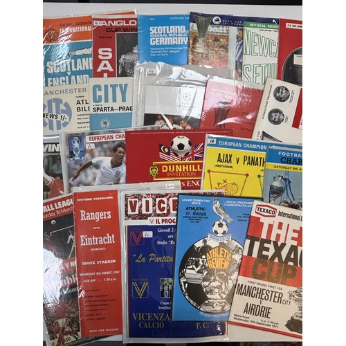 44 - PILE OF ASSORTED FOOTBALL PROGRAMMES INCLUDING CUP FINALS