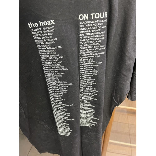 150 - THE HOAX 1995 SIZE EXTRA LARGE ORIGINAL T-SHIRT BOUGHT AT THE MUSIC/TOUR VENUE PLEASE SEE PICTURES F... 