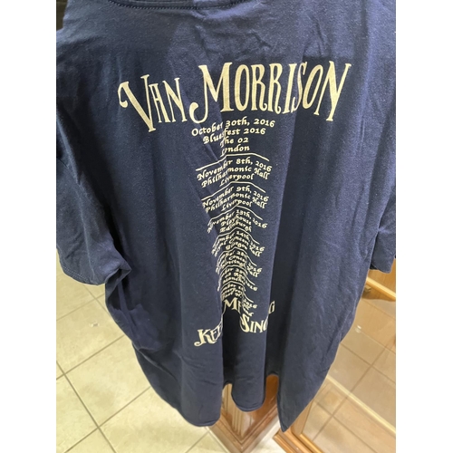 29 - VAN MORRISON 2016 SIZE EXTRA LARGE ORIGINAL T-SHIRT BOUGHT AT THE MUSIC/TOUR VENUE PLEASE SEE PICTUR... 