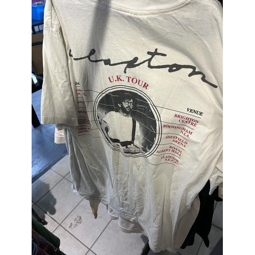 53 - ERIC CLAPTON 1992 SIZE LARGE ORIGINAL T-SHIRT BOUGHT AT THE MUSIC/TOUR VENUE PLEASE SEE PICTURES FOR... 