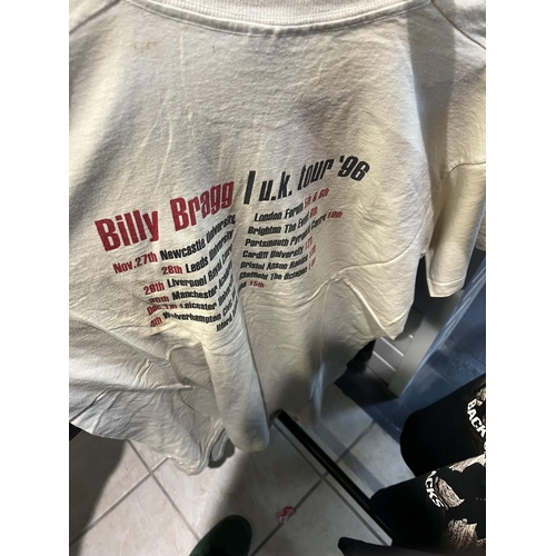 613 - BILLY BRAGG 1996  SIZE LARGE ORIGINAL T-SHIRT BOUGHT AT THE MUSIC/TOUR VENUE PLEASE SEE PICTURES FOR... 