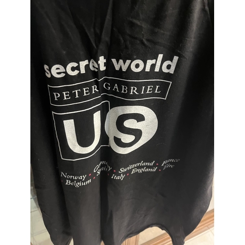 92 - PETER GABRIEL SIZE LARGE ORIGINAL T-SHIRT BOUGHT AT THE MUSIC/TOUR VENUE PLEASE SEE PICTURES FOR CON... 