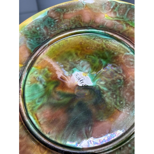 118 - GEORGE JONES MAJOLICA PLATE (1870)