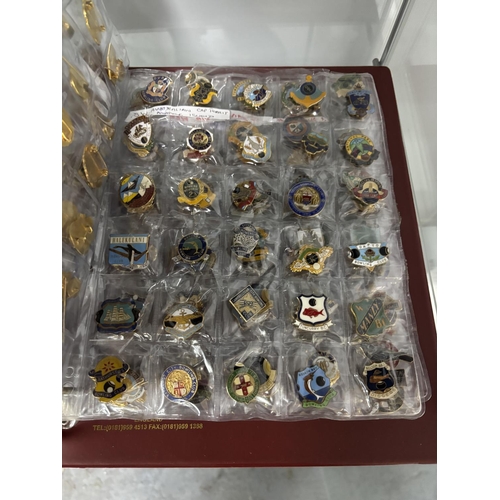 140 - FOLDER OF NEW SOUTH WALES BOWLING BADGES OVER 300 BADGES IN THE FOLDER PLEASE SEE PICTURES FOR DETAI... 