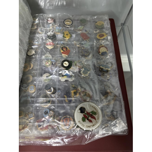 141 - FOLDER OF AUSTRALIAN BOWLING BADGES THERE ARE 297 BADGES IN THIS FOLDER PLEASE SEE PICTURES FOR DETA... 